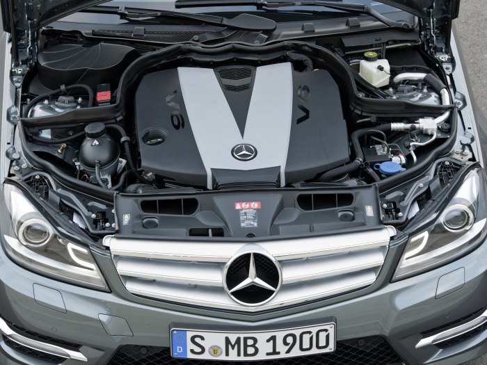 Mercedes c180 w204 мотор