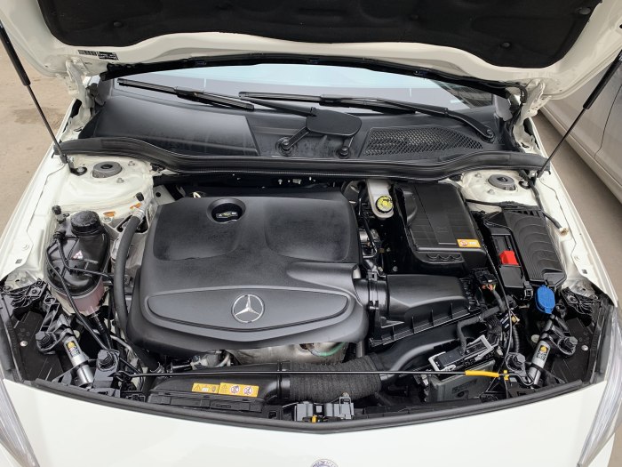 Mercedes w176 под капотом