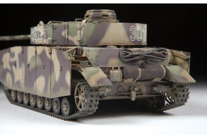 PZ IV Ausf g 1-35