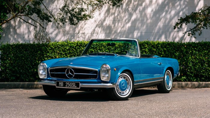 Mercedes Benz w121