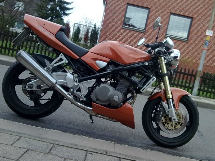Мотоцикл Suzuki Bandit 400