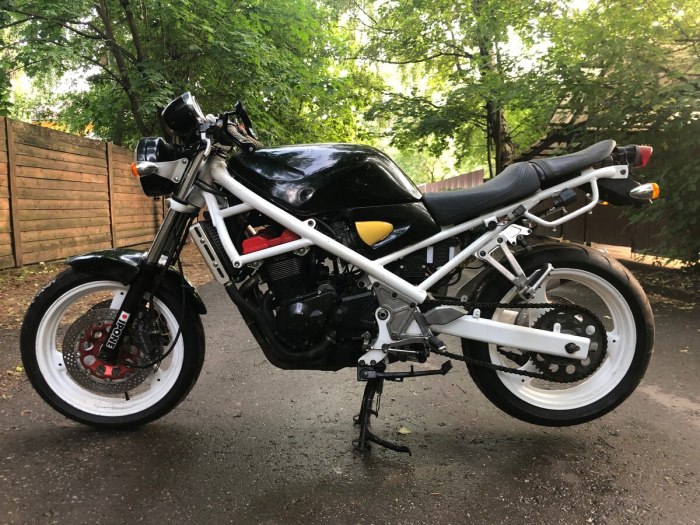 Suzuki Bandit 400