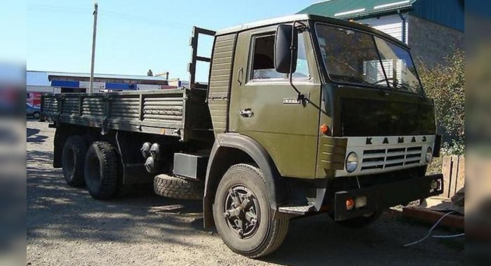 КАМАЗ 53213 бортовой