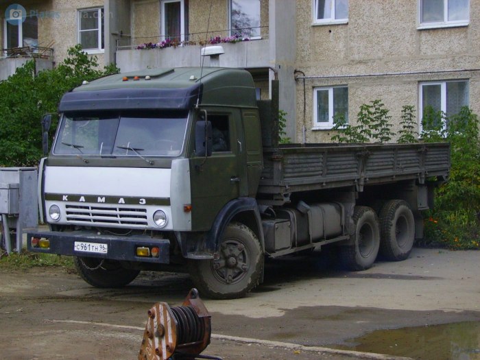 КАМАЗ 53212 военный