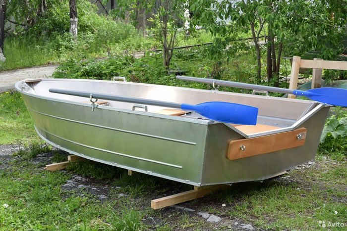 Лодка виза Алюмакс 355 про