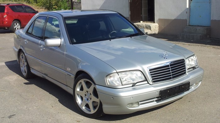 Mercedes c180 w202