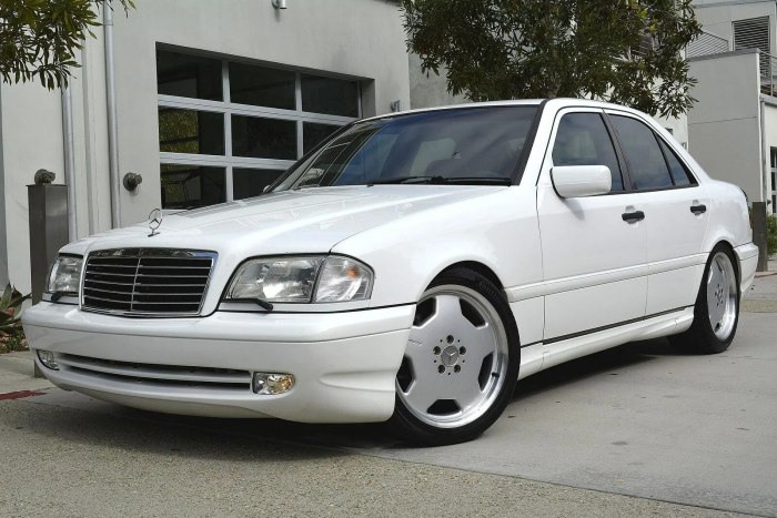Mercedes-Benz w202