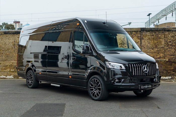 VIP Sleep Bus
