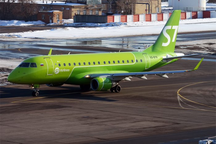 Embraer 170 s7 Новосибирск