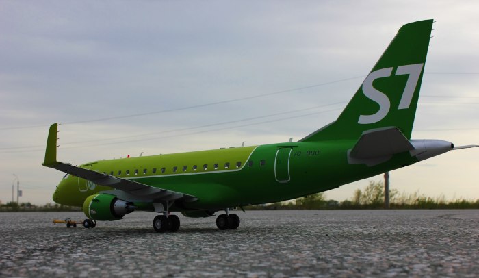 Embraer e170 s7