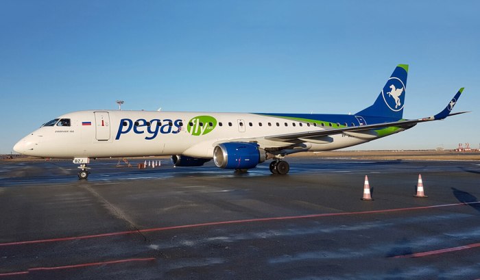 Самолет Embraer ERJ-190