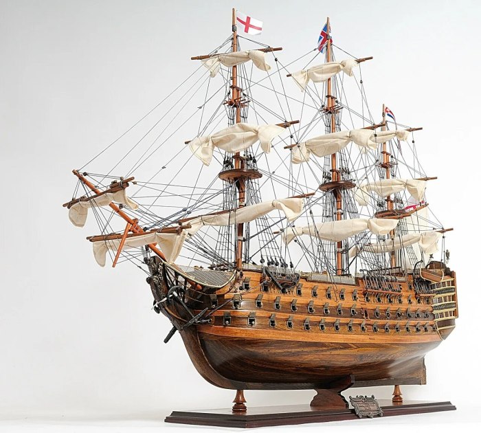 HMS Victory 1765 модель