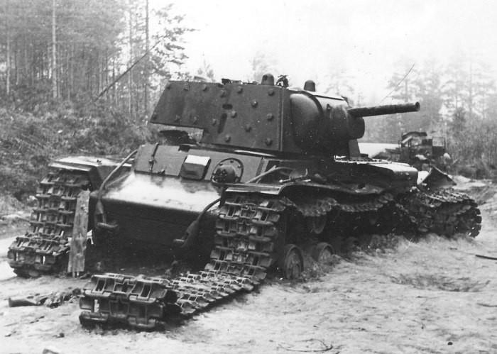 Танк кв 1941 год