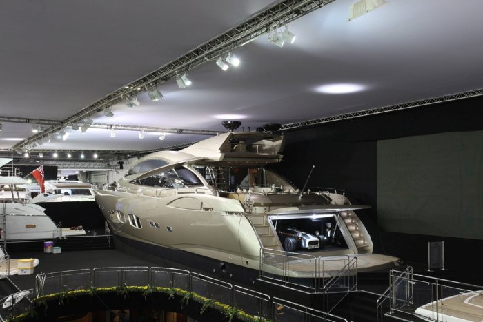 Sunseeker Predator 130