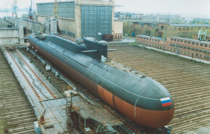Подводная лодка 667бдрм "Дельфин"