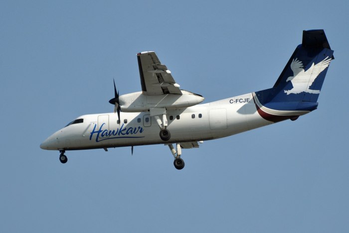 DHC-8 100