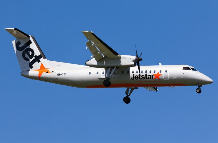 De Havilland DHC 8-400