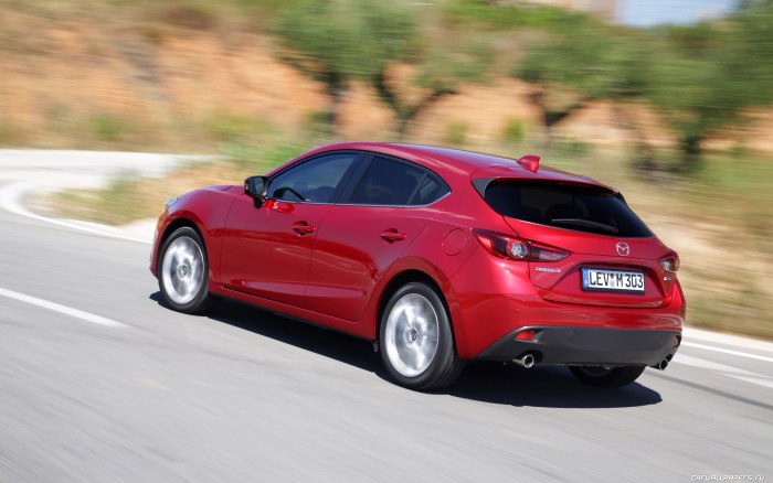 Mazda 3 2013 хэтчбек
