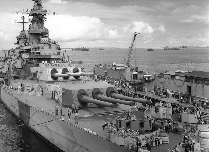 Корабль USS Iowa BB-61
