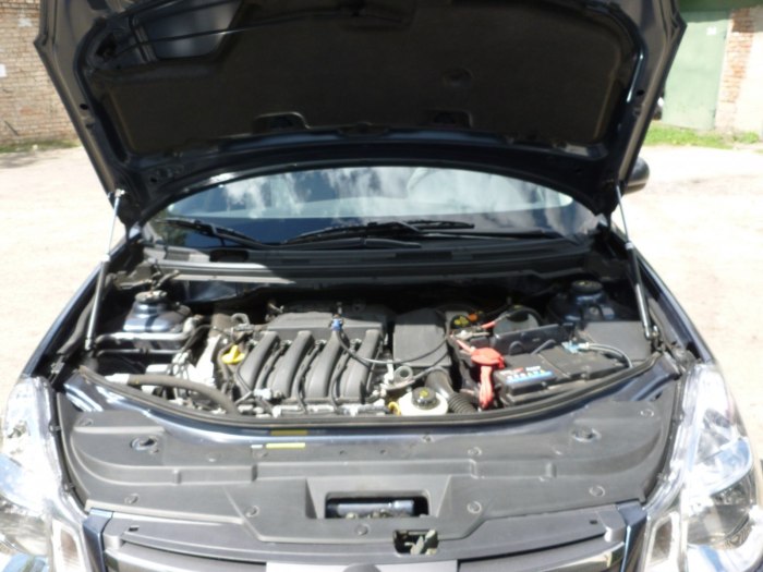 Nissan Almera g15 под капотом