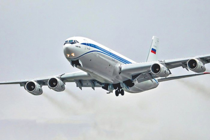 Ил-96-400 пассажирский самолёт