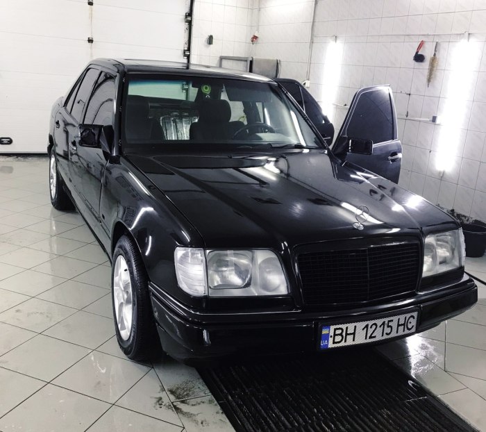 Чёрный цвет на Мерседес w124