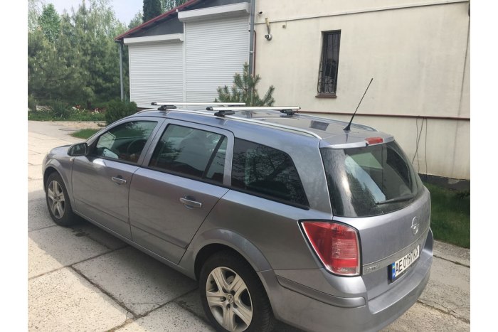 Opel Astra h багажник