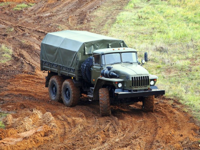 Урал 4320 длиннобазовый