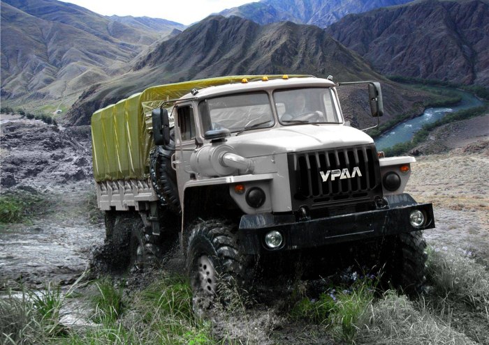 Урал 4320 армейский