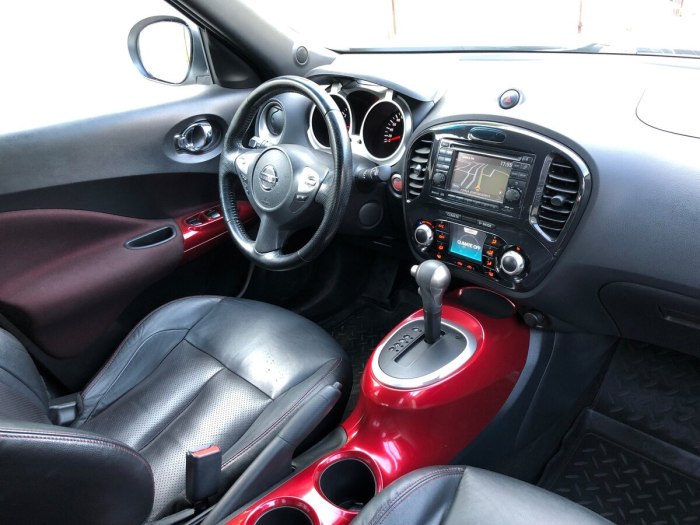 Nissan Juke 2012 комплектации