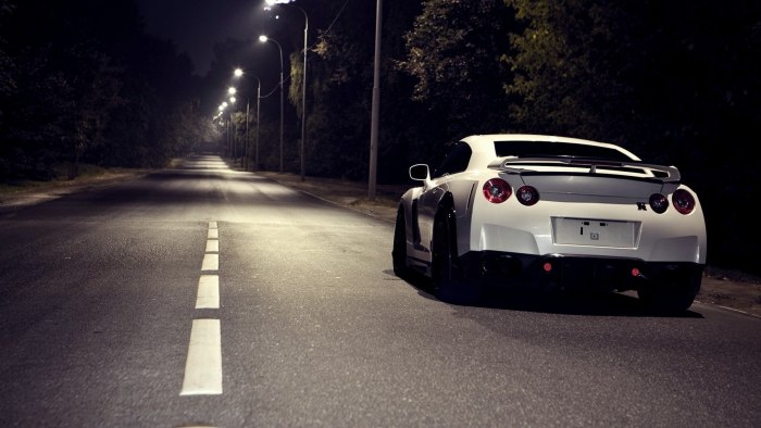 Nissan GTR r35 белый