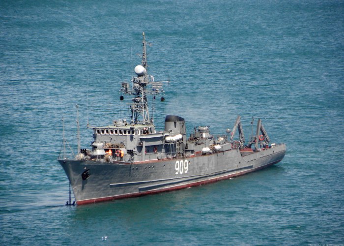 Тральщик Сергей Колбасьев