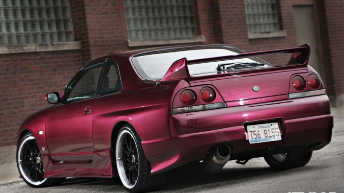 Nissan Skyline r33 gt-r