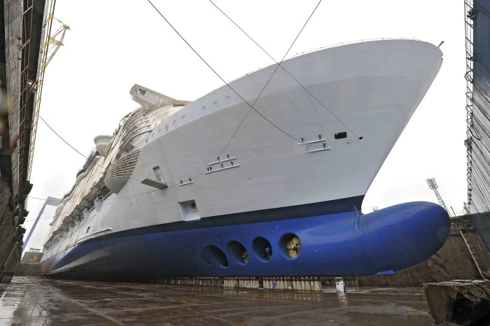 Гребной винт лайнера Oasis of the Seas