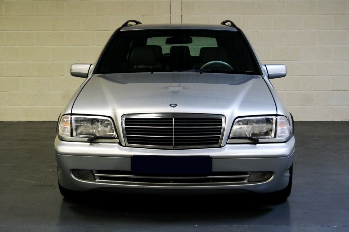 Mercedes-Benz w202