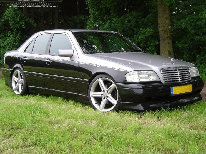 Mercedes w202 с180
