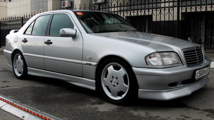 Мерседес Бенц w202