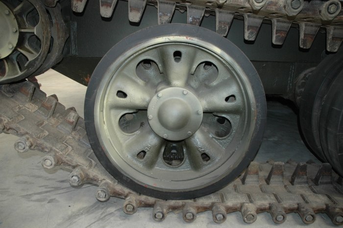 Каток танка т54