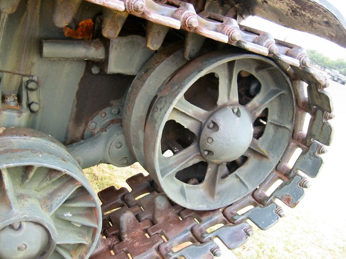 Колесо танка кв2