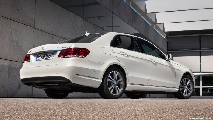 Mercedes Benz e200 w212