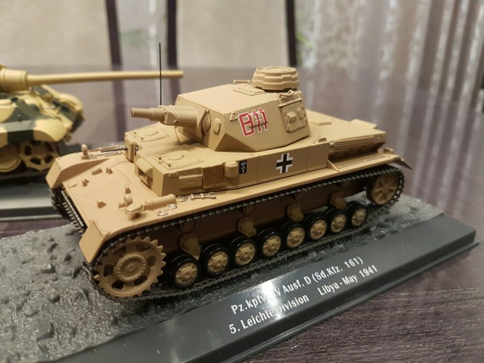 Военной техники 1:43