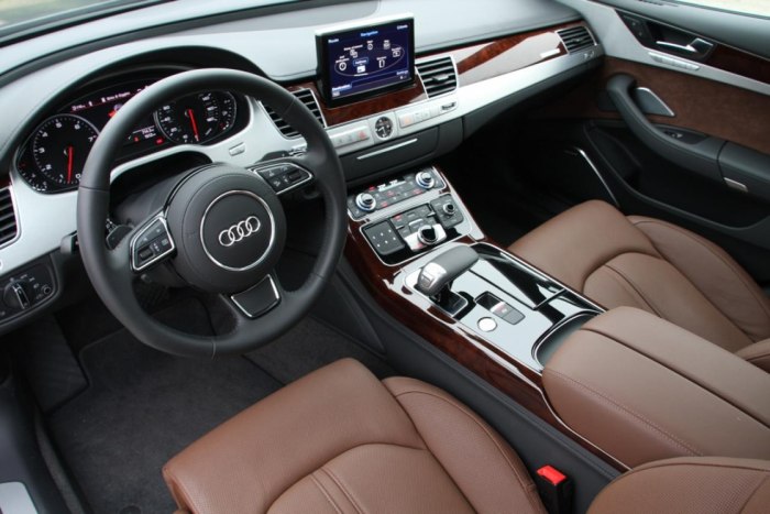 Audi a8 2012