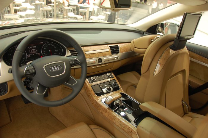 Audi a8 long d3 салон