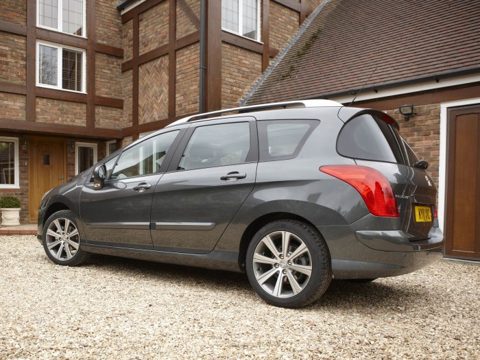 Peugeot 308 SW 2011