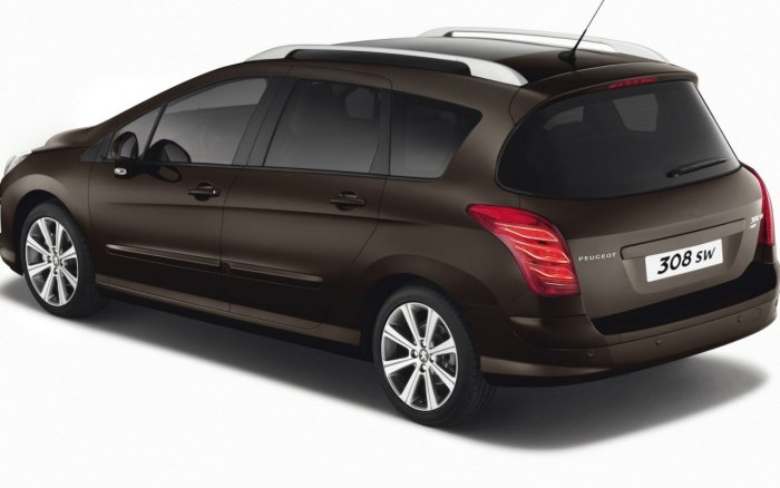 Peugeot 308 SW 2011