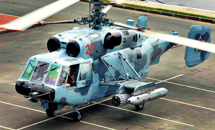 Корабельный транспортно-боевой вертолет ка-29