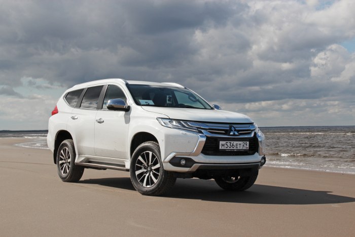 Mitsubishi Pajero Sport 3 поколения