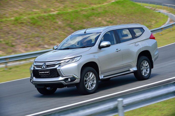 Pajero Sport 2016