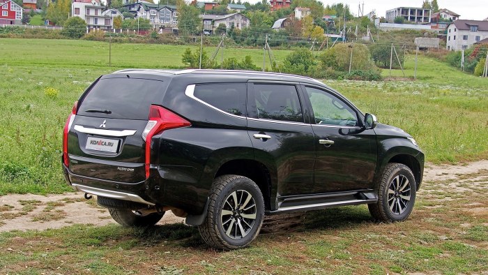 Mitsubishi Pajero Sport 3.0