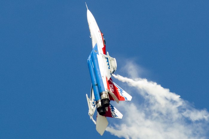 Кобра пугачёва Су-27
